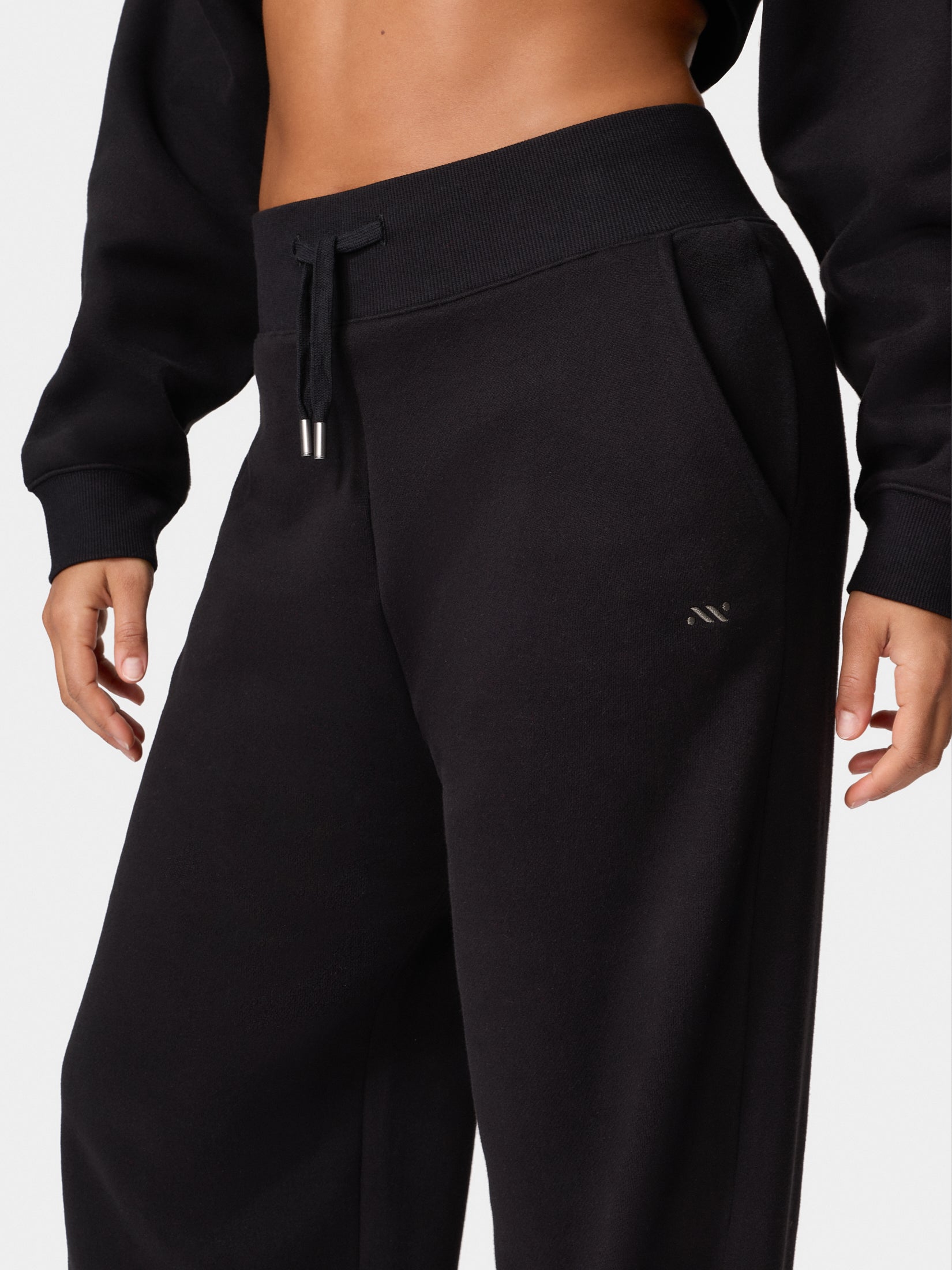 Wide Leg Sweatpant - Black – Madore Athletics